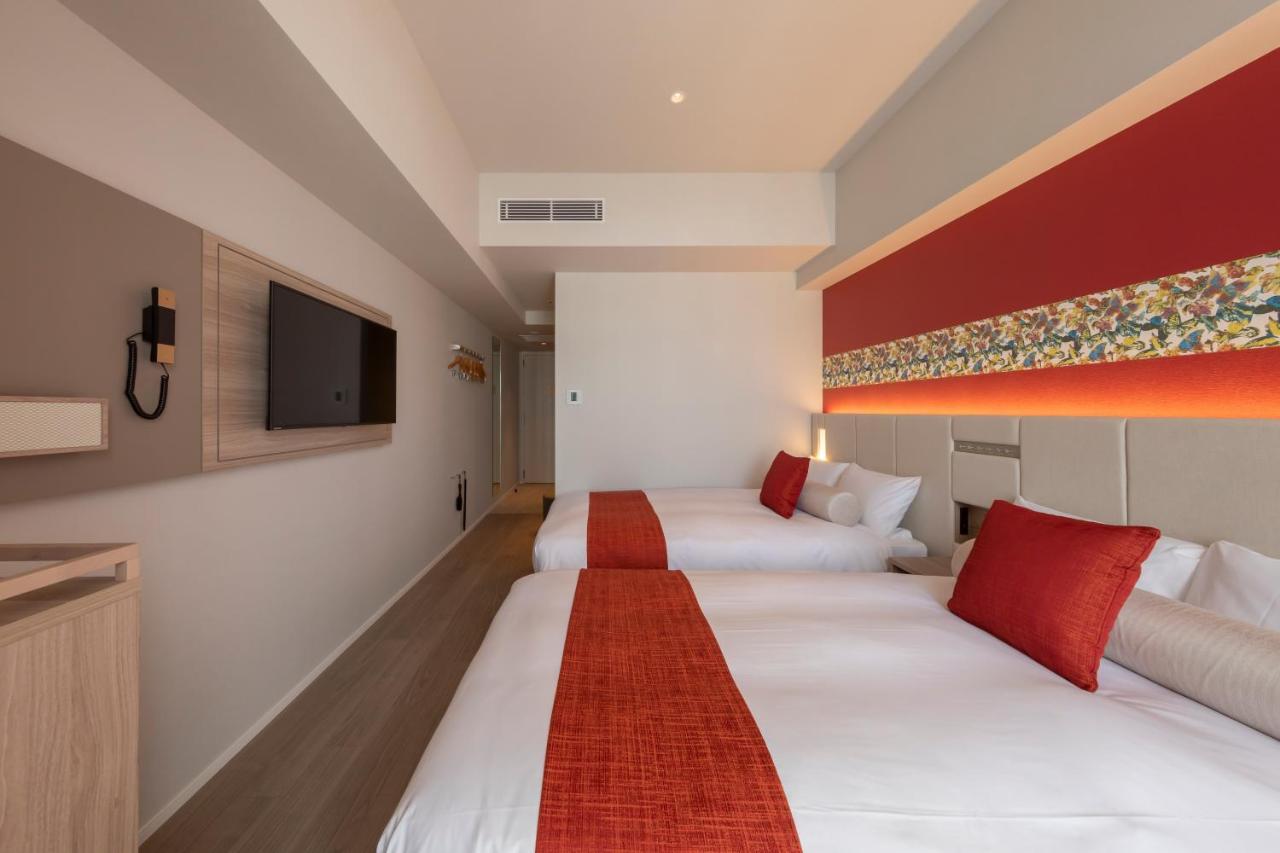 Hewitt Resort Naha Exterior photo A room at the hotel