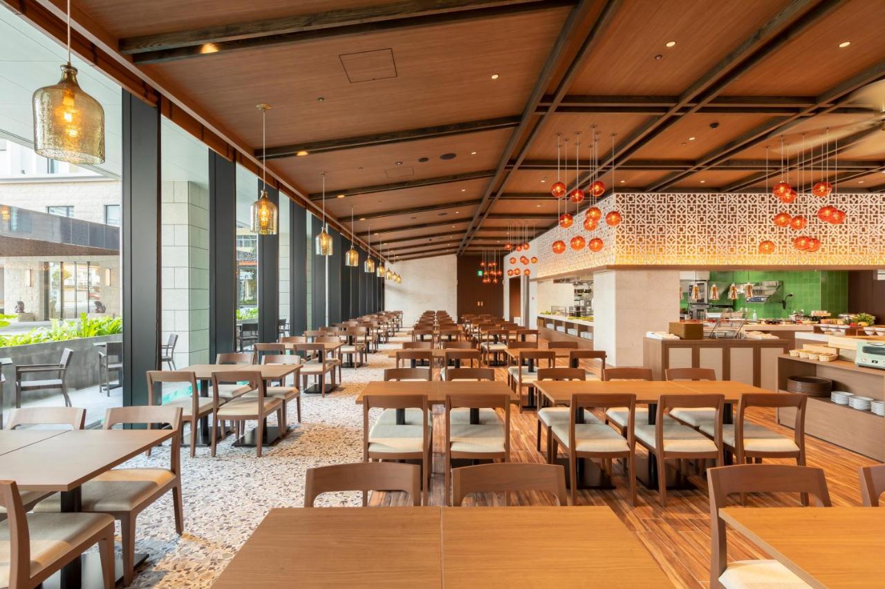 Hewitt Resort Naha Exterior photo The restaurant