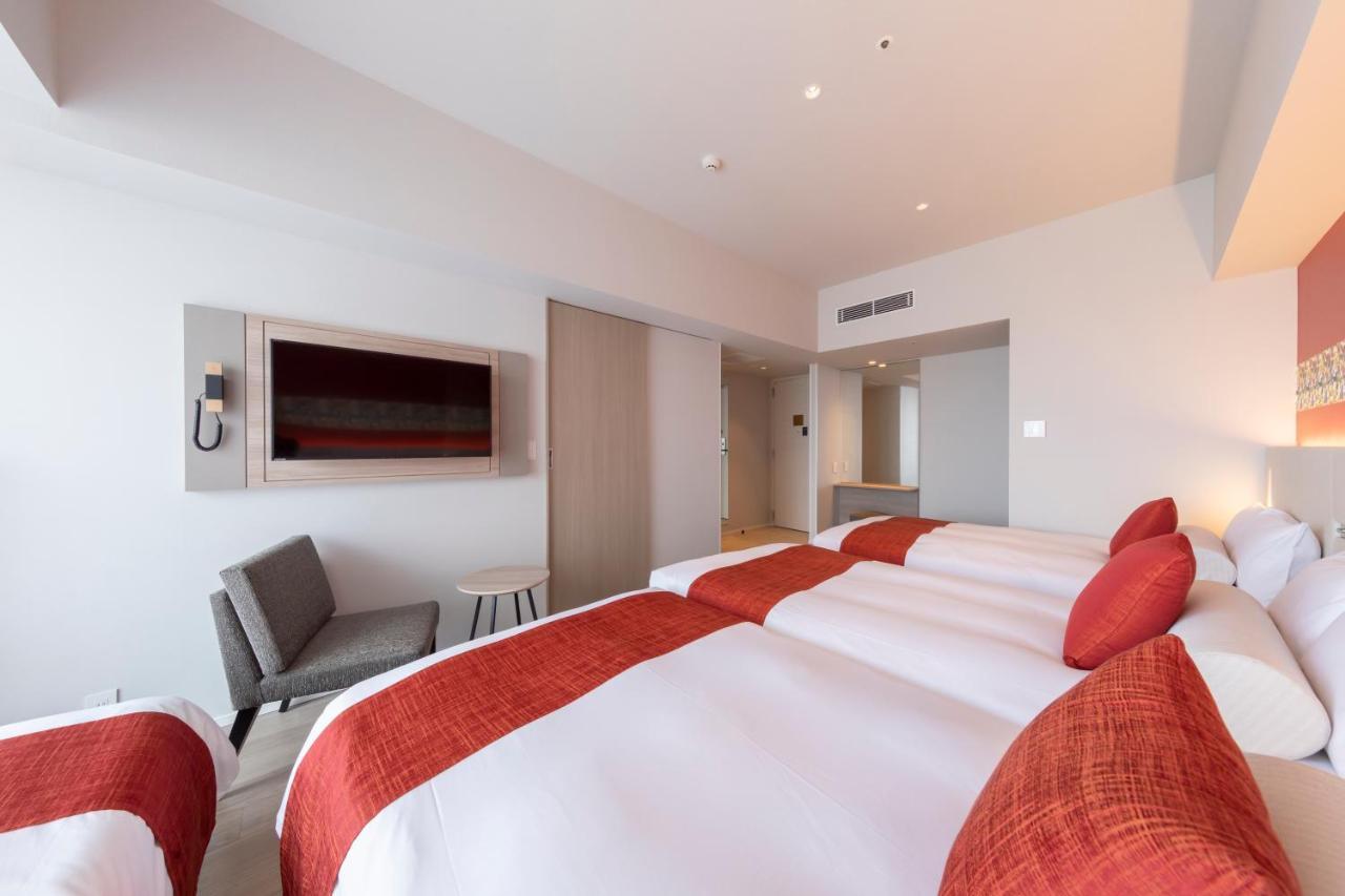 Hewitt Resort Naha Exterior photo A room at the hotel